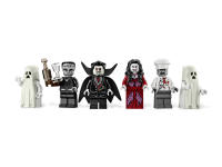 LEGO set 10228-1 Haunted House - Image 3