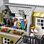 LEGO set 10243-1 Parisian Restaurant - Image 4