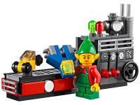 LEGO set 10245-1 Santa's Workshop - Image 8