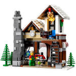 LEGO set 10249-1 Winter Toy Shop - Image 4
