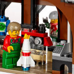 LEGO set 10249-1 Winter Toy Shop - Image 5