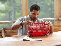 LEGO set 10258-1 London Bus - Image 8