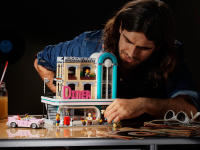 LEGO set 10260-1 Downtown Diner - Image 25