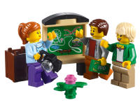 LEGO set 10261-1 Roller Coaster - Image 10