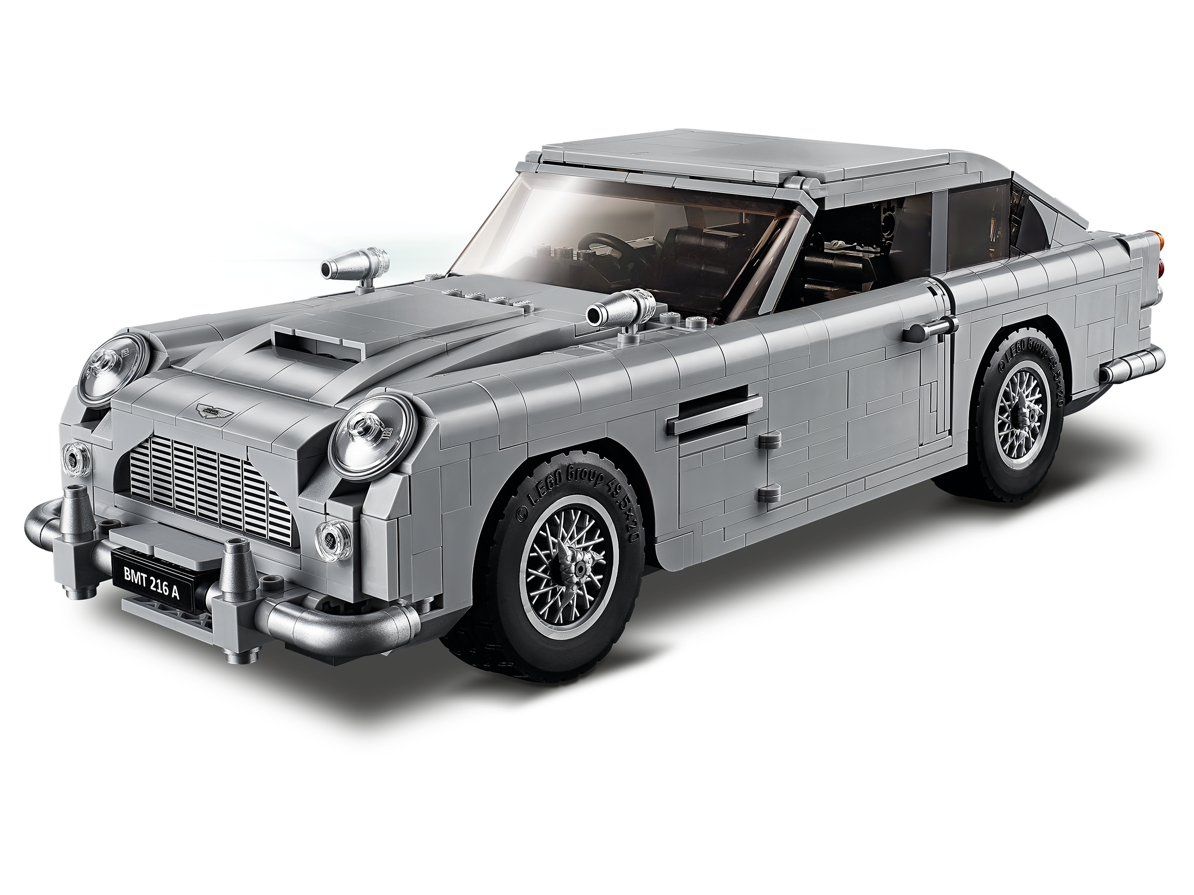 LEGO set 10262-1 James Bond Aston Martin DB5 - Image 1
