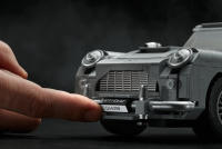 LEGO set 10262-1 James Bond Aston Martin DB5 - Image 5