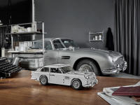 LEGO set 10262-1 James Bond Aston Martin DB5 - Image 8