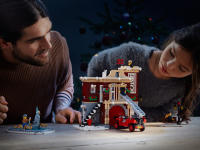 LEGO set 10263-1 Winter Village Fire Station - Image 8