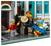 LEGO set 10270-1 Bookshop - Image 4
