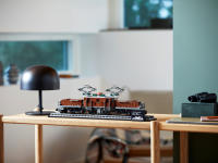 LEGO set 10277-1 Crocodile Locomotive - Image 7