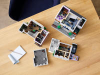 LEGO set 10278-1 Police Station - Image 19