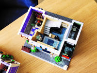 LEGO set 10278-1 Police Station - Image 21