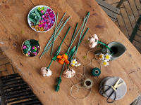 LEGO set 10280-1 Flower Bouquet - Image 9