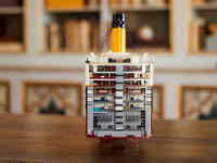 LEGO set 10294-1 Titanic - Image 11