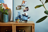 LEGO set 10298-1 Vespa 125 - Image 12