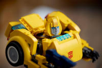 LEGO set 10338-1 Bumblebee - Image 4