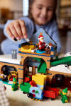 LEGO set 10339-1 Santa's Post Office - Image 4