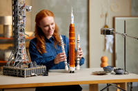 LEGO set 10341-1 NASA Artemis Space Launch System - Image 11
