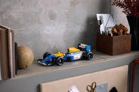 LEGO set 10353-1 Williams Racing FW14B & Nigel Mansell - Image 11