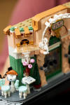 LEGO set 10362-1 French Café - Image 7