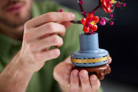 LEGO set 10369-1 Plum Blossom - Image 8