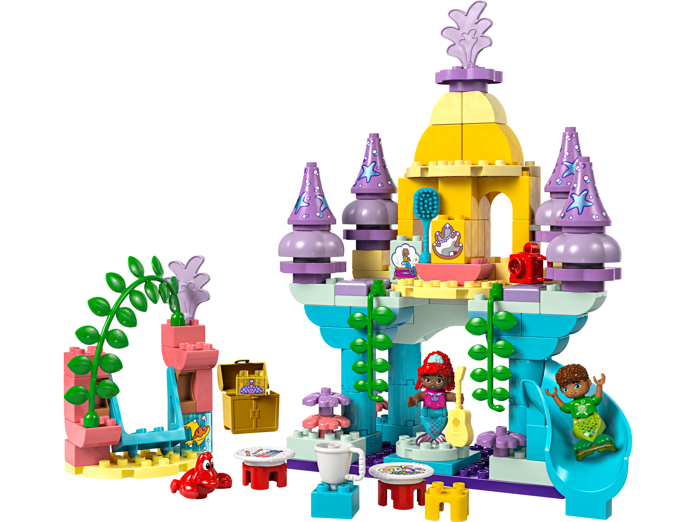 LEGO set 10435-1 Ariel's Magical Underwater Palace - Image 1
