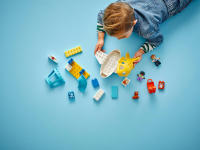 LEGO set 10443-1 First Time at the Airport - Image 7