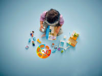 LEGO set 10449-1 First Time: Visit with the Doctor - Image 7