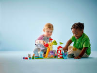 LEGO set 10453-1 Funfair - Image 3