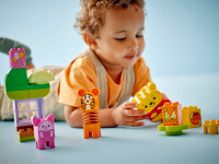 LEGO set 10457-1 Winnie the Pooh's Birthday Party - Image 5