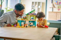 LEGO set 10470-1 3 in 1 Modern Family House with Figures - Image 12