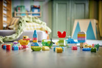 LEGO set 10479-1 Colorful Creative Box - Image 3