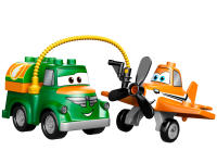 LEGO set 10509-1 Dusty and Chug - Image 4