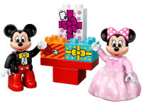 LEGO set 10597-1 Birthday Parade - Image 6