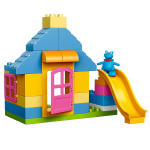 LEGO set 10606-1 Backyard Clinic - Image 6
