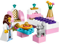 LEGO set 10668-1 Princess Play Castle - Image 3