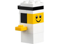 LEGO set 10682-1 Creative Suitcase - Image 3