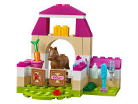 LEGO set 10746-1 Mia's Farm Suitcase - Image 4