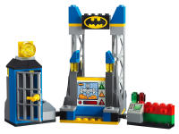 LEGO set 10753-1 The Joker Batcave Attack - Image 7