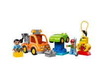 LEGO set 10814-1 Tow Truck - Image 3