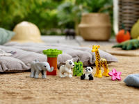 LEGO set 10904-1 Baby Animals - Image 8