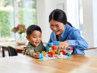 LEGO set 10915-1 Alphabet Truck - Image 5