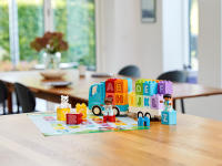 LEGO set 10915-1 Alphabet Truck - Image 7
