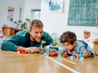 LEGO set 10924-1 Lightning McQueen's Race Day - Image 8
