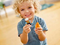 LEGO set 10933-1 Tower Crane & Construction - Image 4