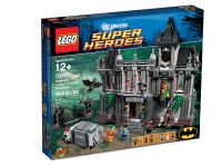 LEGO set 10937-1 Batman: Arkham Asylum Breakout - Image 2