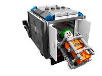 LEGO set 10937-1 Batman: Arkham Asylum Breakout - Image 4