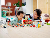 LEGO set 10943-1 Happy Childhood Moments - Image 6