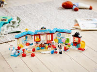 LEGO set 10943-1 Happy Childhood Moments - Image 8