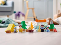 LEGO set 10946-1 Family Camping Van Adventure - Image 6